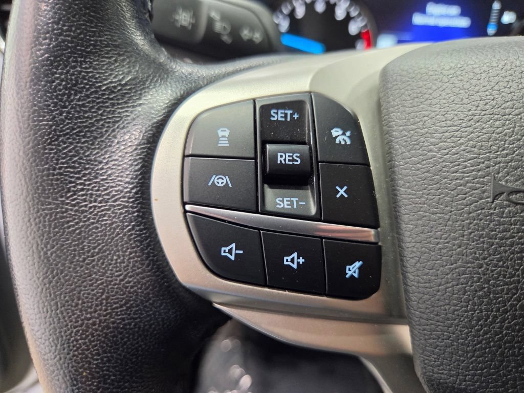 Used 2021 Ford Explorer Limited AWD/4WD image 33