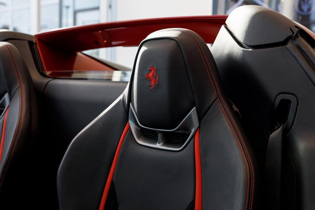 Used 2024 Ferrari 296 GTS image 31