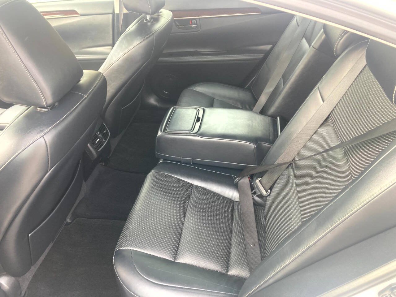 Used 2013 Lexus ES 350 w/ Luxury Pkg FWD image 13