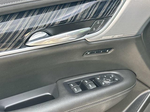 Used 2024 Cadillac XT6 Premium Luxury w/ LPO, Floor Liner Package AWD/4WD image 16