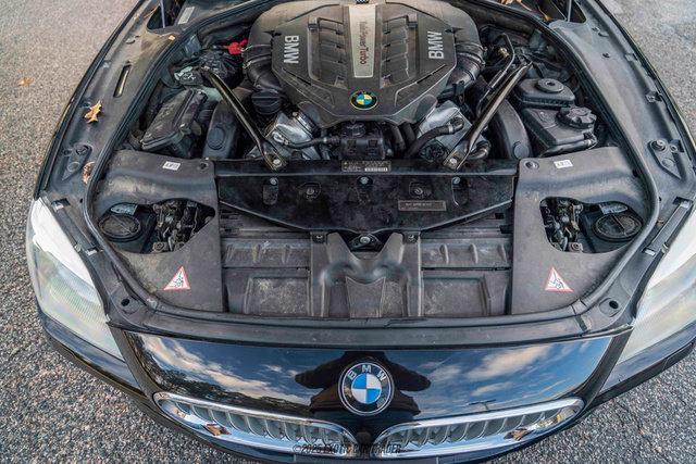 Used 2012 BMW 650i Convertible image 23