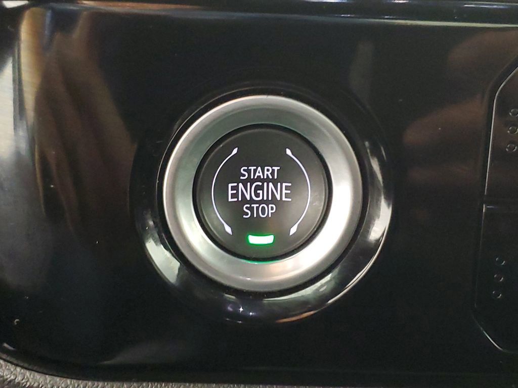 Used 2024 GMC Sierra 1500 Elevation w/ X31 Off-Road Package AWD/4WD image 18