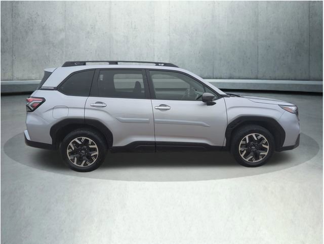 Used 2025 Subaru Forester Premium image 7