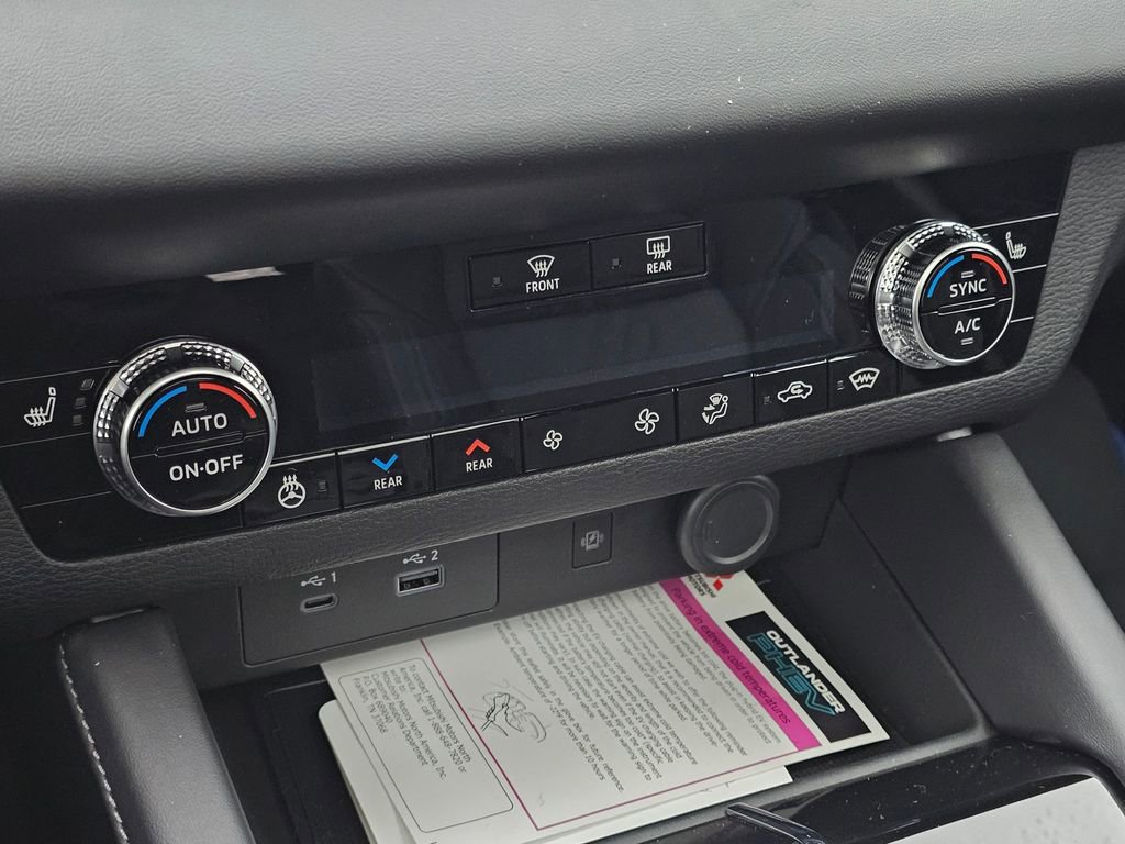 Used 2025 Mitsubishi Outlander SEL Black Edition image 27