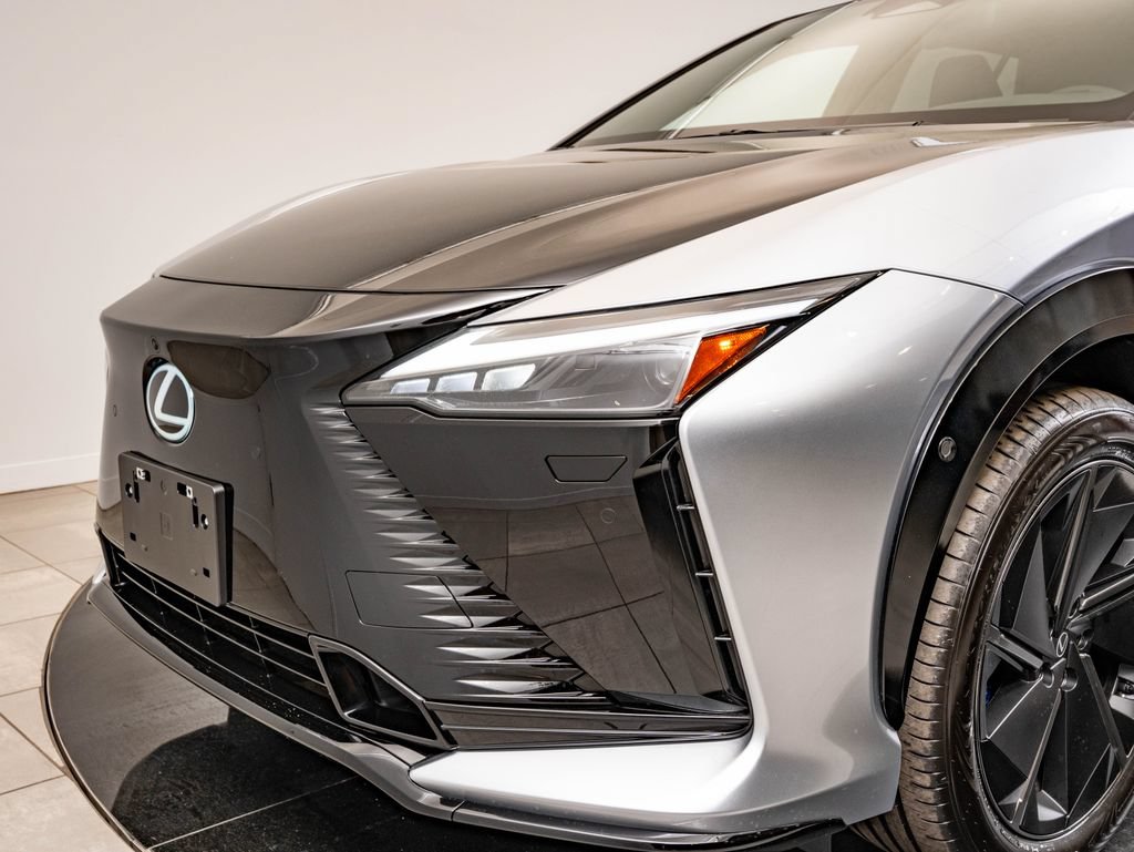 New 2026 Lexus RZ 450e AWD w/ Luxury Package image 3
