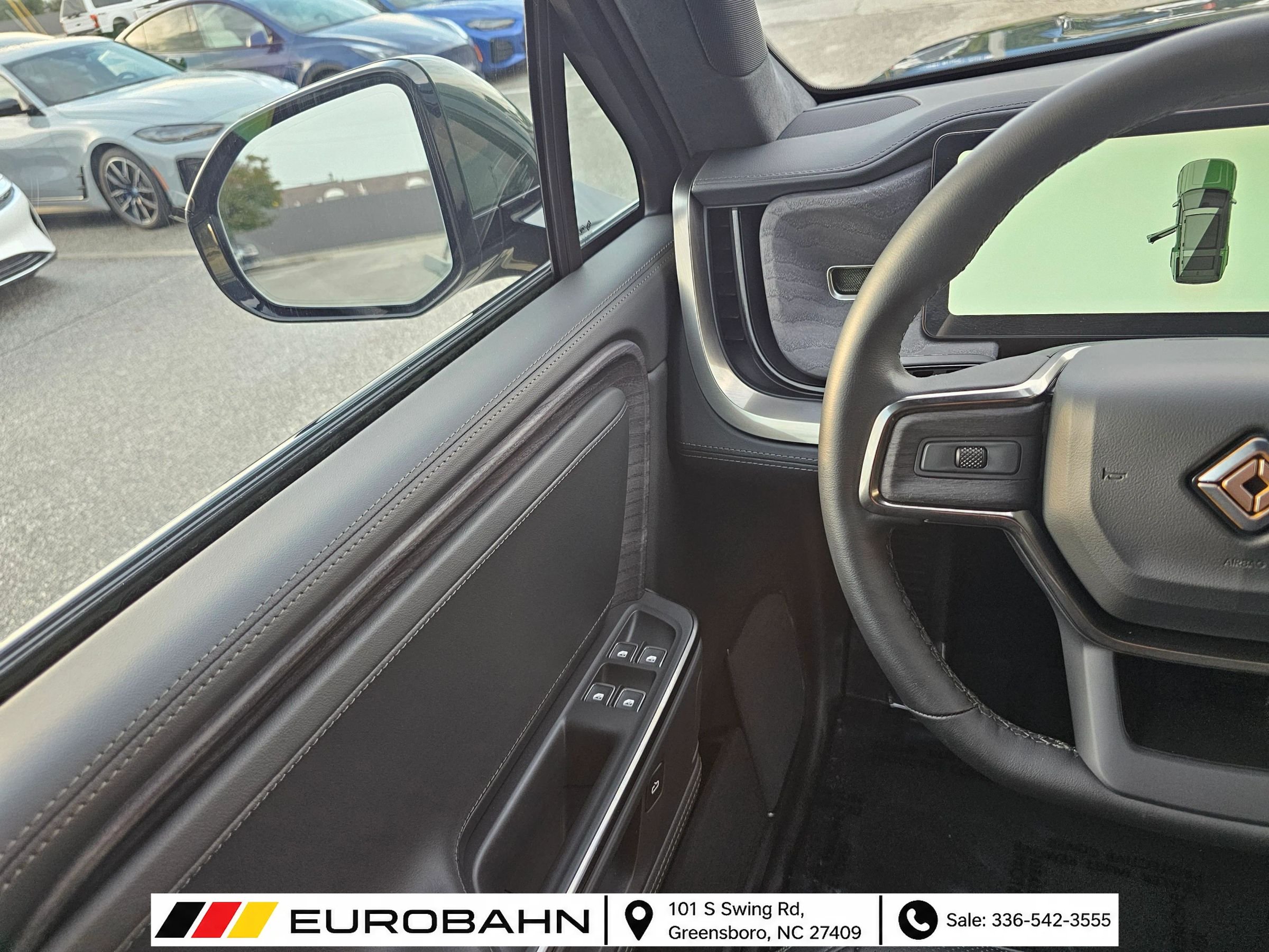 Used 2025 Rivian R1S Adventure Dual AWD/4WD image 16