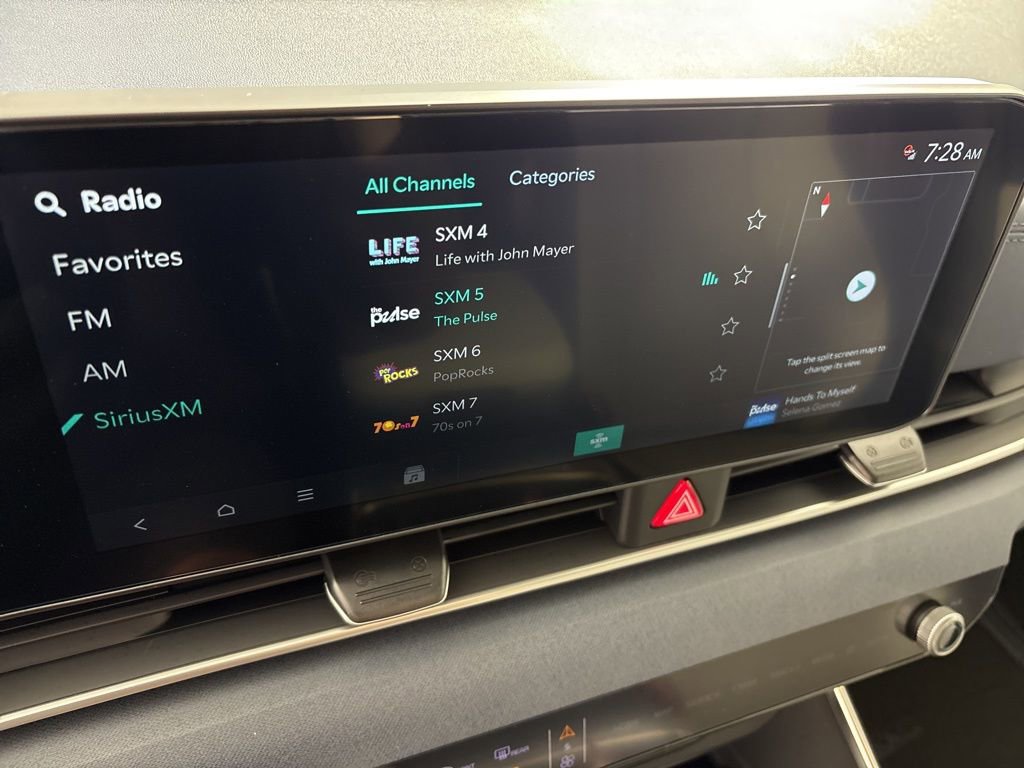 New 2026 Kia Carnival EX FWD image 35
