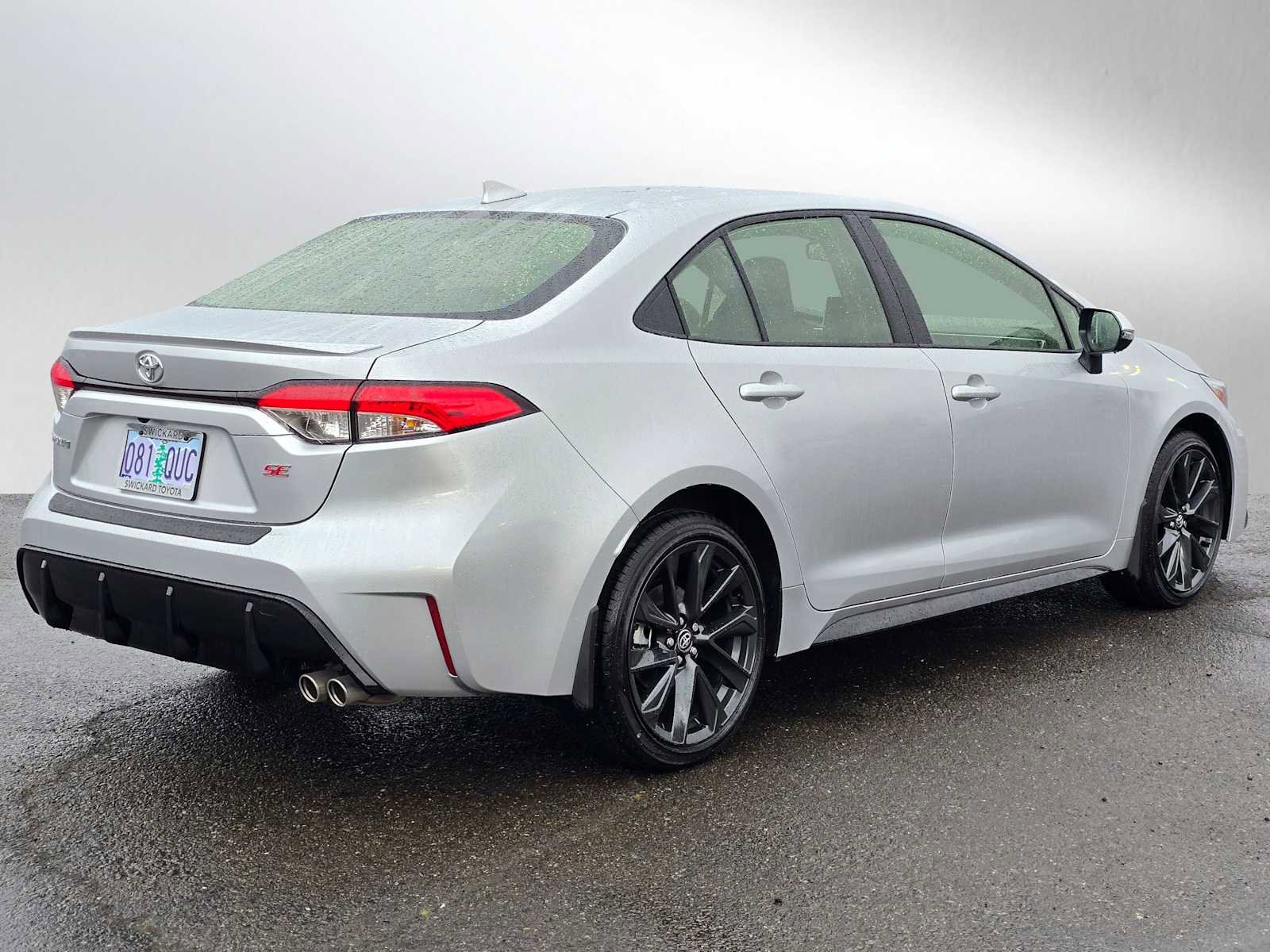 Certified 2026 Toyota Corolla SE w/ SE Package image 3
