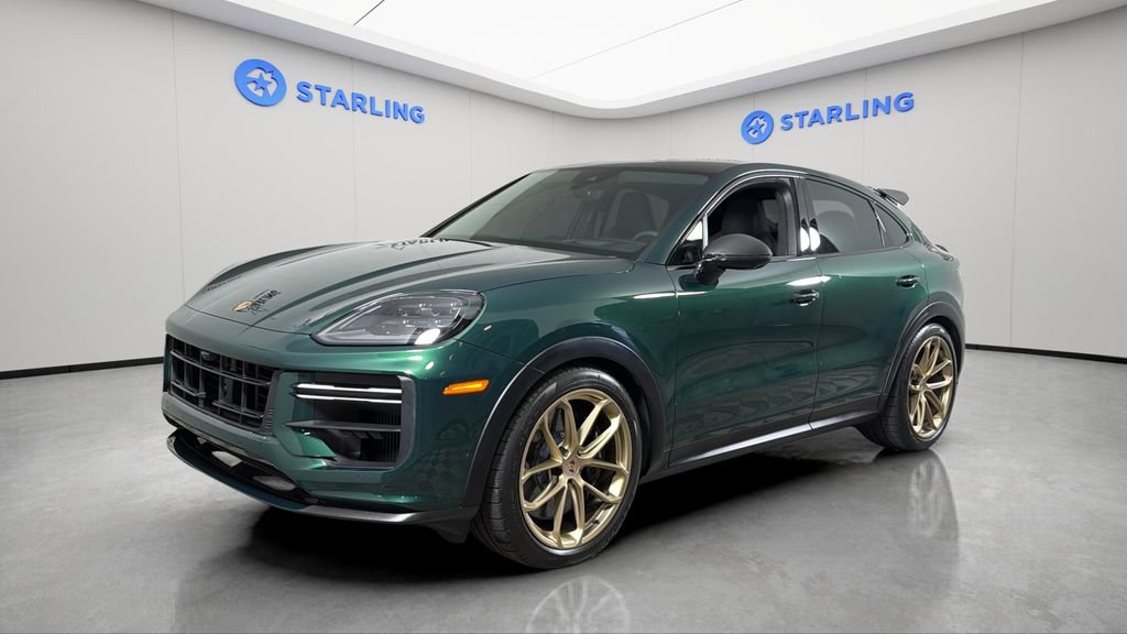 Used 2025 Porsche Cayenne Turbo GT AWD/4WD image 2