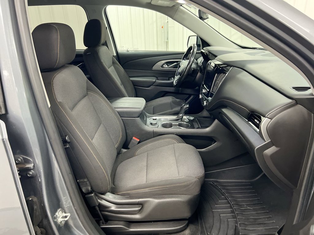 Used 2018 Chevrolet Traverse LT AWD/4WD image 21