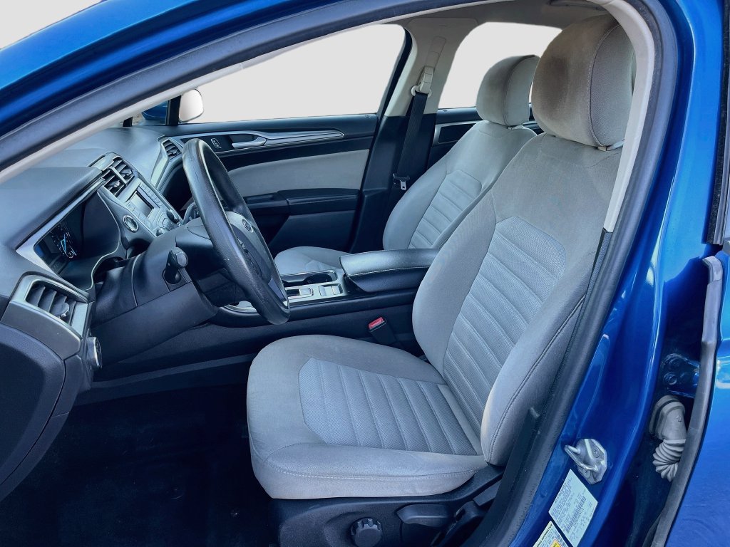 Used 2017 Ford Fusion S FWD image 19