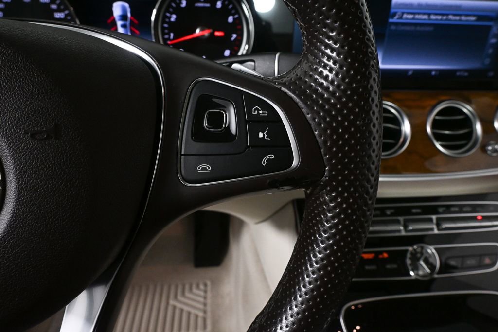 Certified 2017 Mercedes-Benz E 300 4MATIC image 11