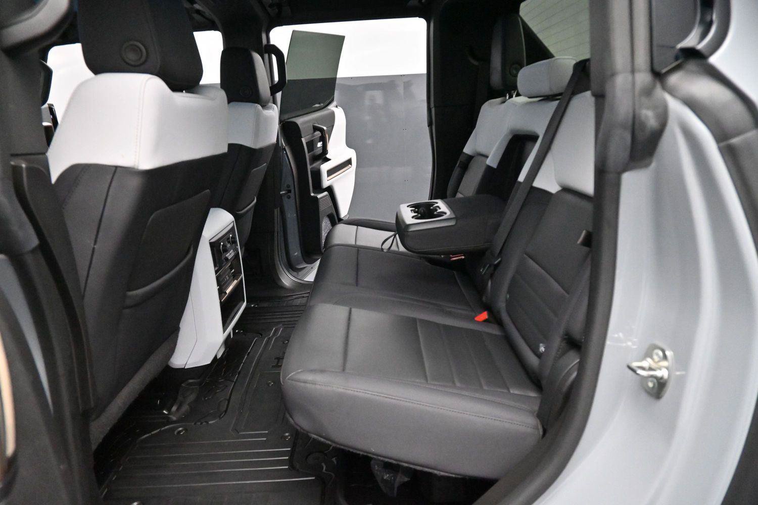 Used 2024 GMC Hummer EV 3X AWD/4WD image 33