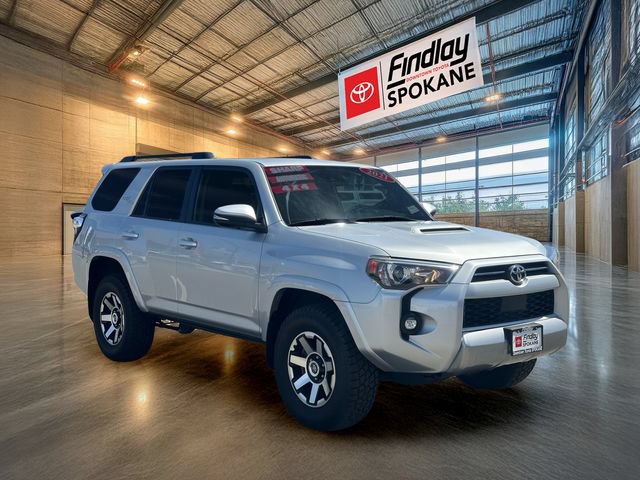 Certified 2022 Toyota 4Runner TRD Off-Road Premium w/ Moonroof Package AWD/4WD image 2