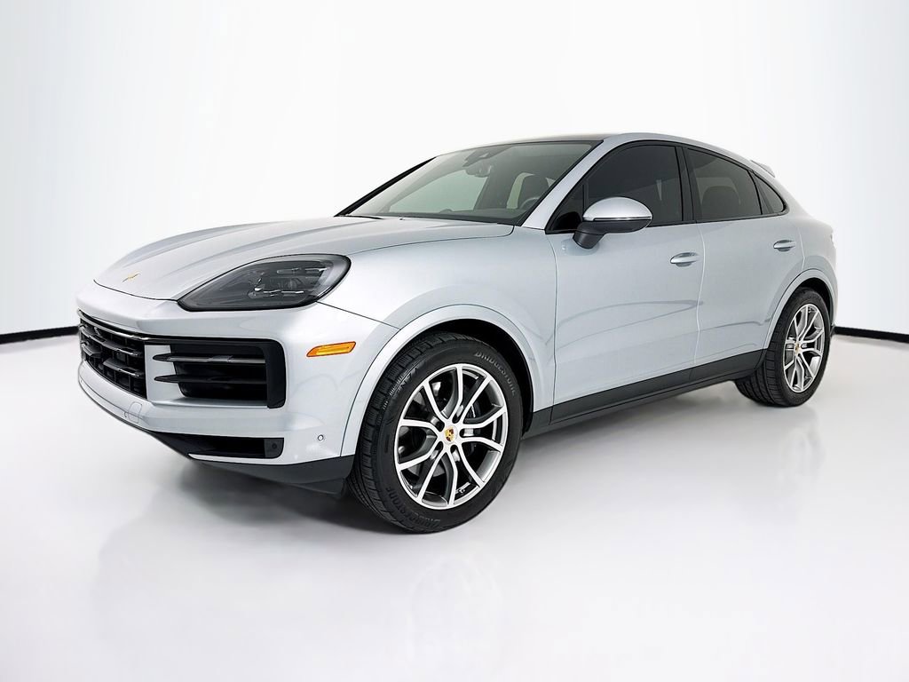 Certified 2024 Porsche Cayenne Coupe image 1