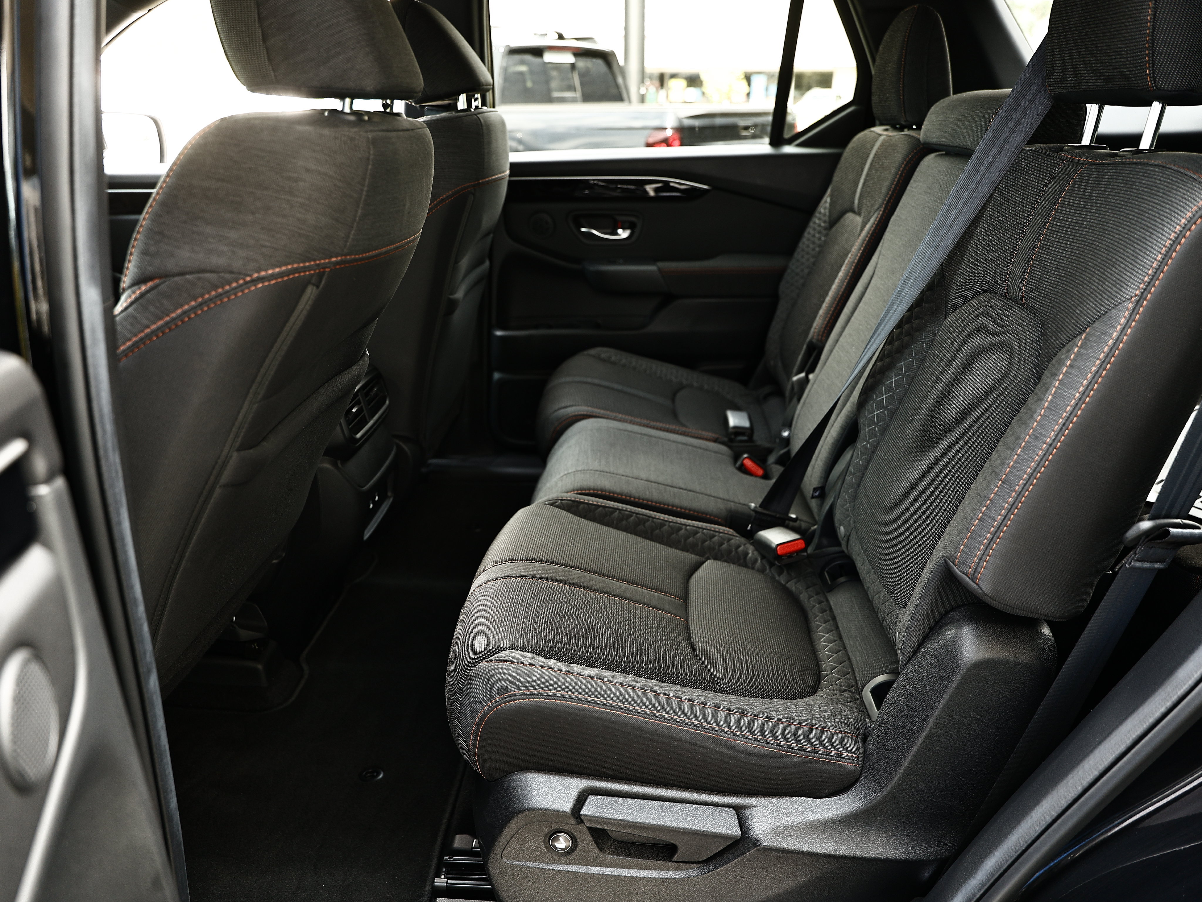 Used 2026 Honda Pilot Sport image 24