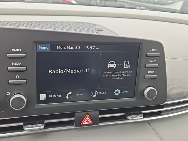 Certified 2025 Hyundai Elantra Sport image 10