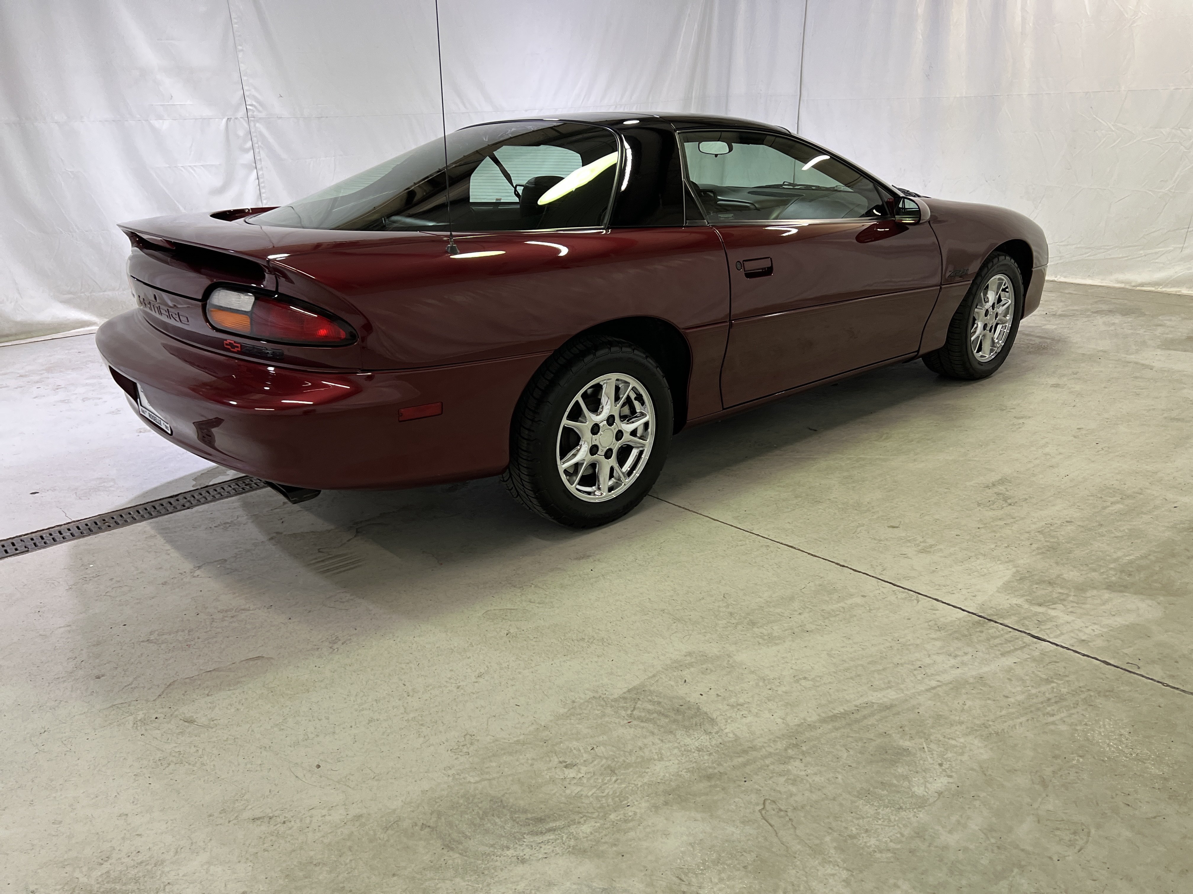 Used 2002 Chevrolet Camaro Z28 w/ Preferred Equipment Group 2 RWD image 11