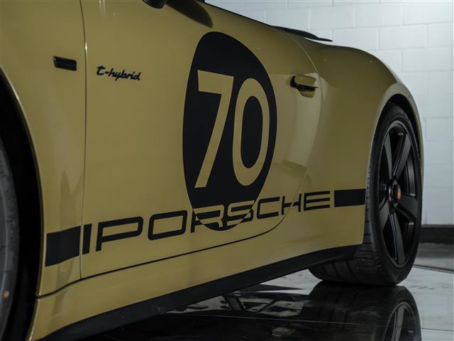 Certified 2026 Porsche 911 GTS RWD image 27