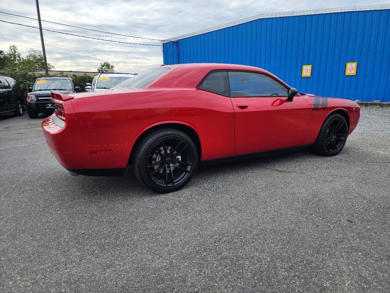 Used 2012 Dodge Challenger R/T RWD image 5