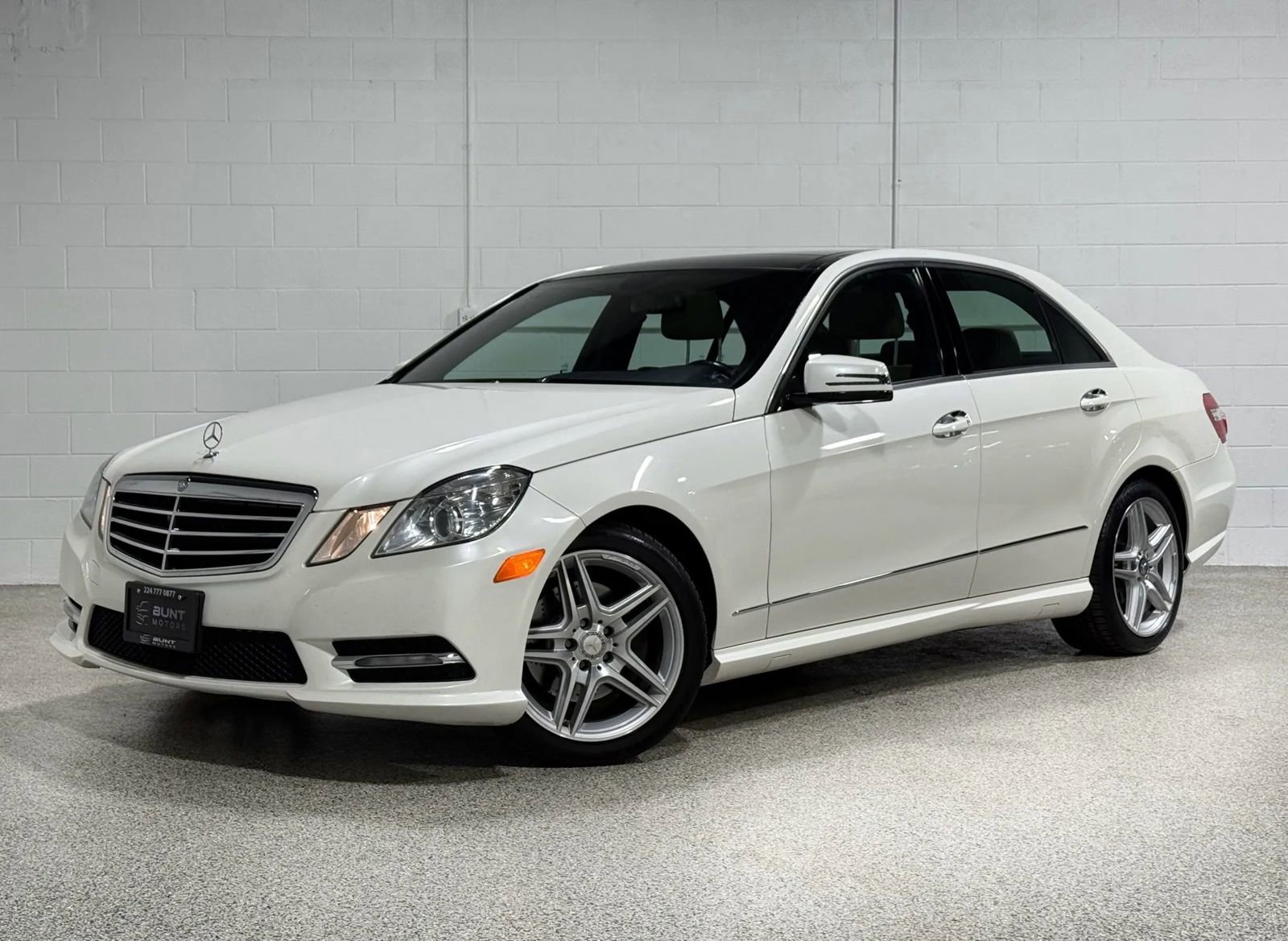 Used 2013 Mercedes-Benz E 350 4MATIC Sedan image 2