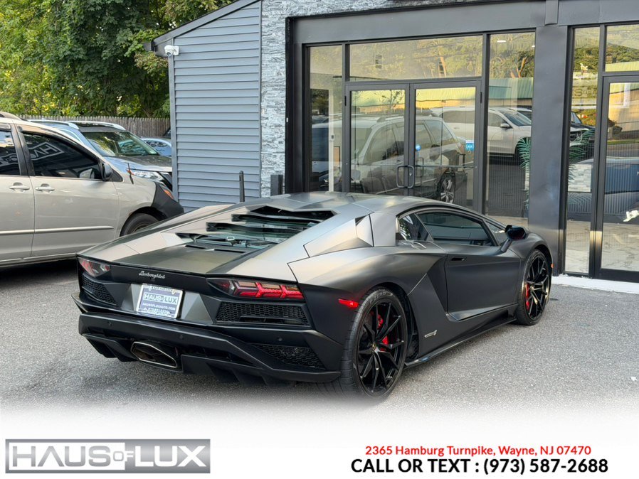Used 2018 Lamborghini Aventador S AWD/4WD image 35