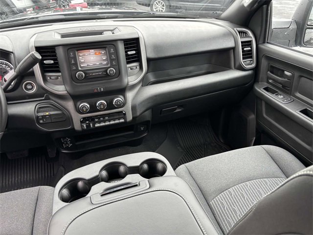 New 2024 RAM 3500 Tradesman image 32