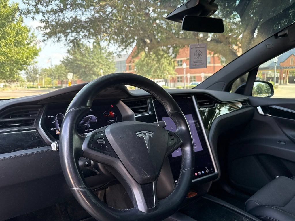 Used 2018 Tesla Model X 75D AWD/4WD image 40