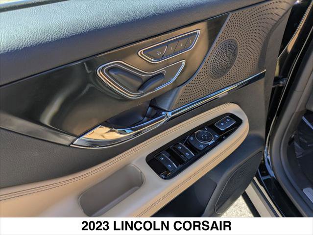 Used 2023 Lincoln Corsair Reserve image 11