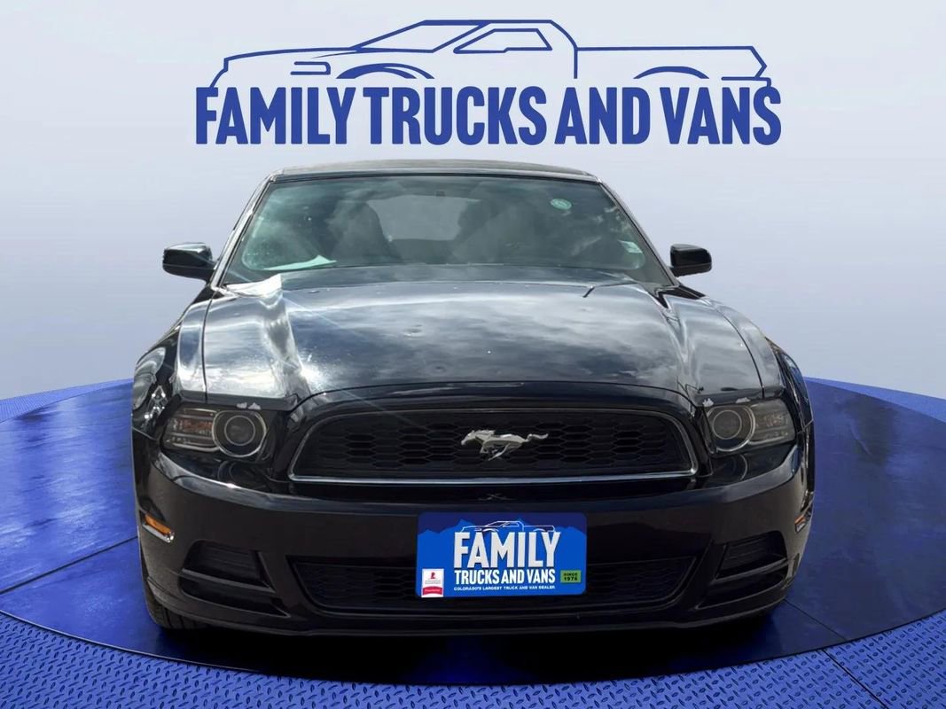 Used 2013 Ford Mustang Premium image 8