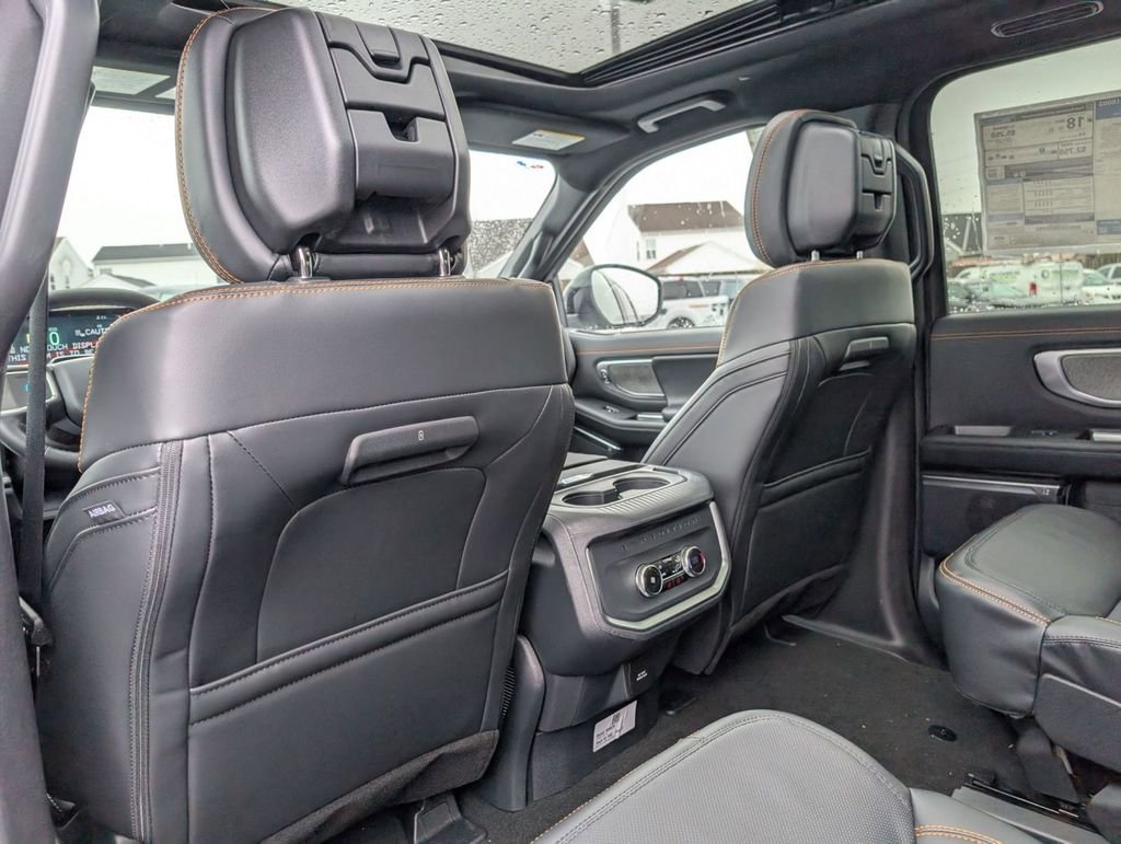 New 2026 Ford Expedition Tremor image 46