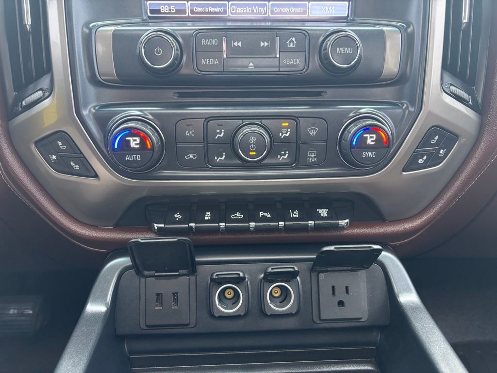 Used 2016 Chevrolet Silverado 2500 High Country image 24