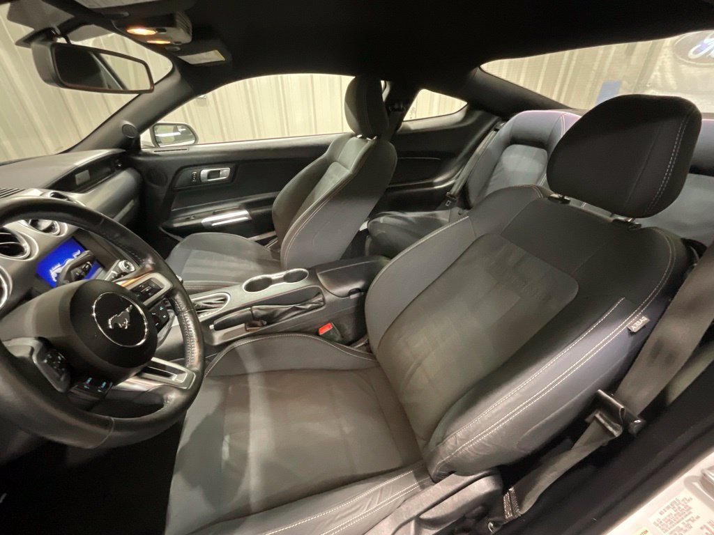 Used 2019 Ford Mustang Coupe w/ Equipment Group 101A RWD image 13
