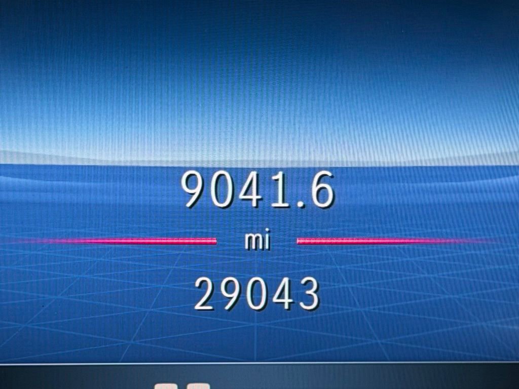 Used 2025 Mercedes-Benz GLS 450 4MATIC image 36