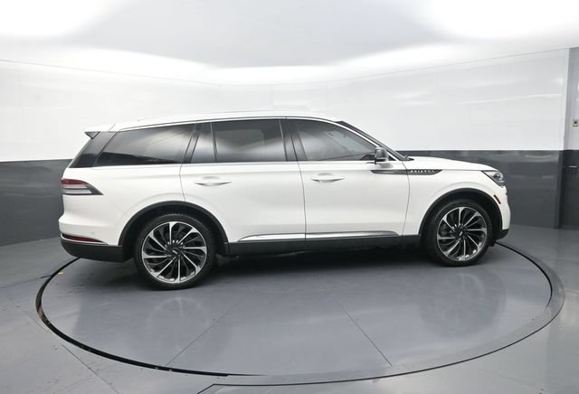 Used 2020 Lincoln Aviator Reserve w/ Equipment Group 202A AWD/4WD image 9