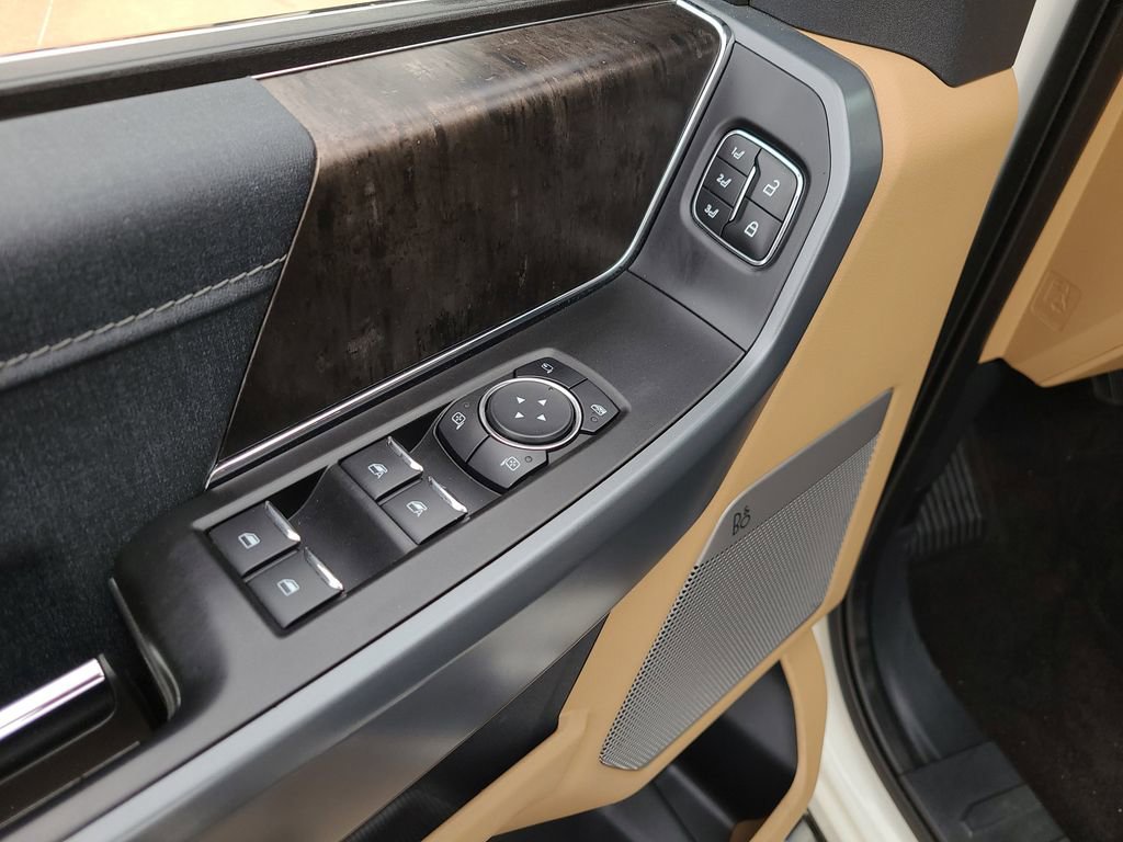 Used 2021 Ford F150 Lariat w/ Equipment Group 502A High image 19