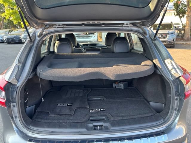 Used 2022 Nissan Rogue Sport SL AWD/4WD image 29