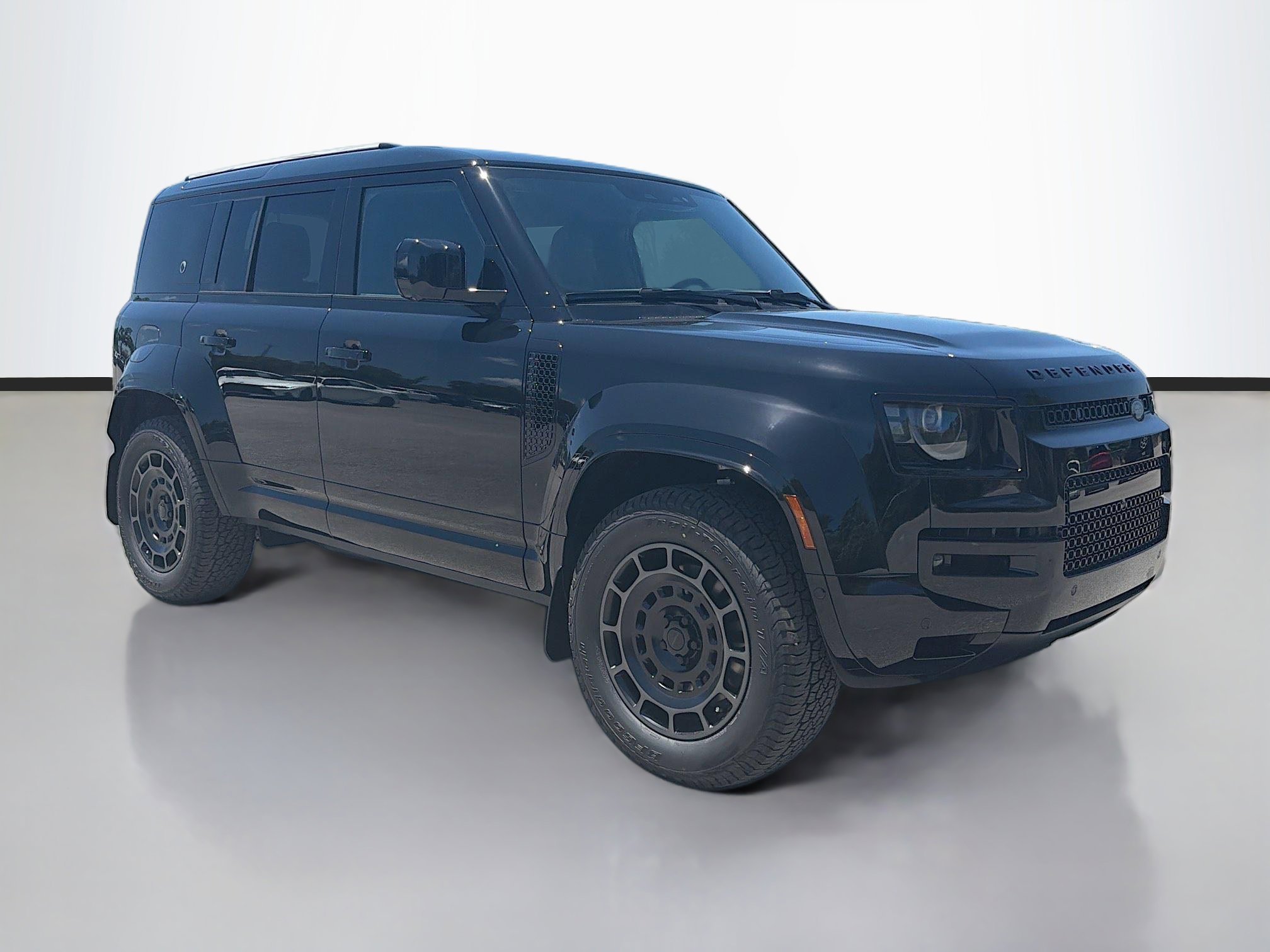 New 2026 Land Rover Defender 110 OCTA AWD/4WD image 7