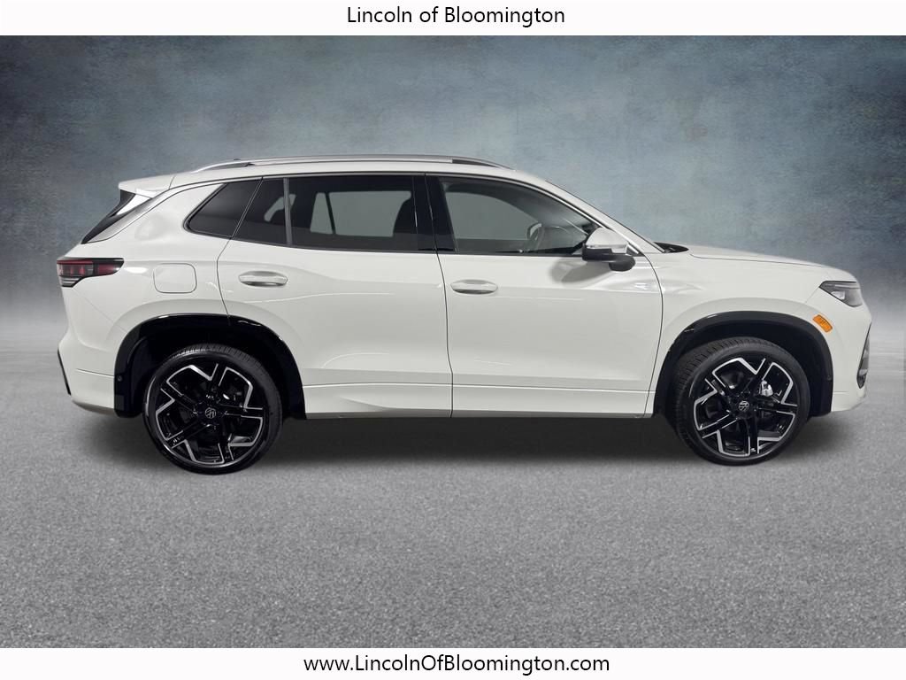 Used 2026 Volkswagen Tiguan SEL R-Line AWD/4WD image 7