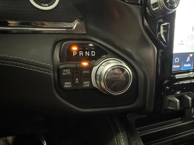 Used 2022 RAM 1500 Limited w/ Body Color Bumper Group AWD/4WD image 44