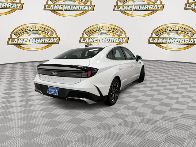 Used 2024 Hyundai Sonata SEL FWD image 2