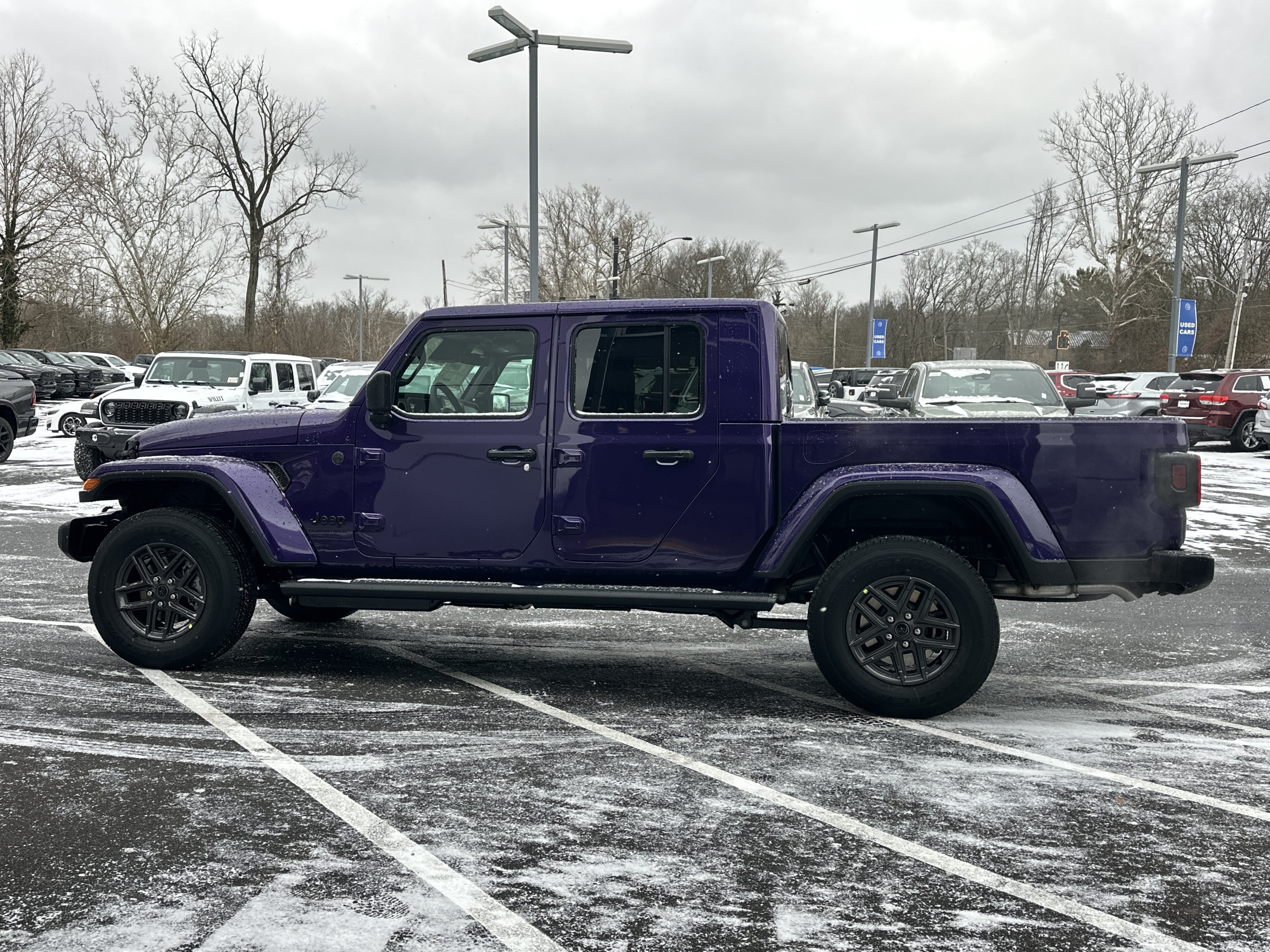 New 2026 Jeep Gladiator Sport AWD/4WD image 25