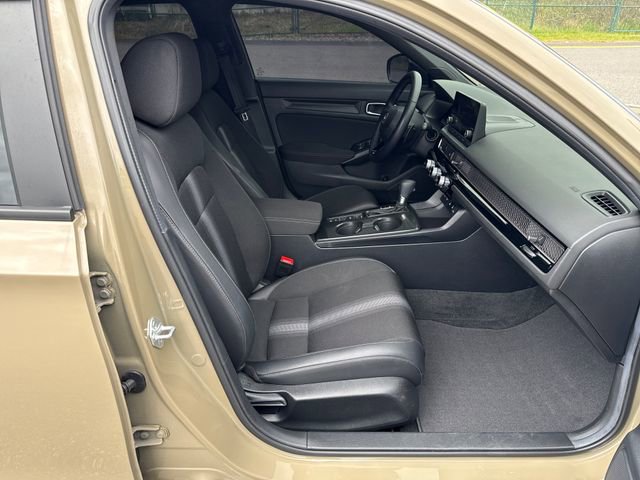 Used 2025 Honda Civic Sport image 13