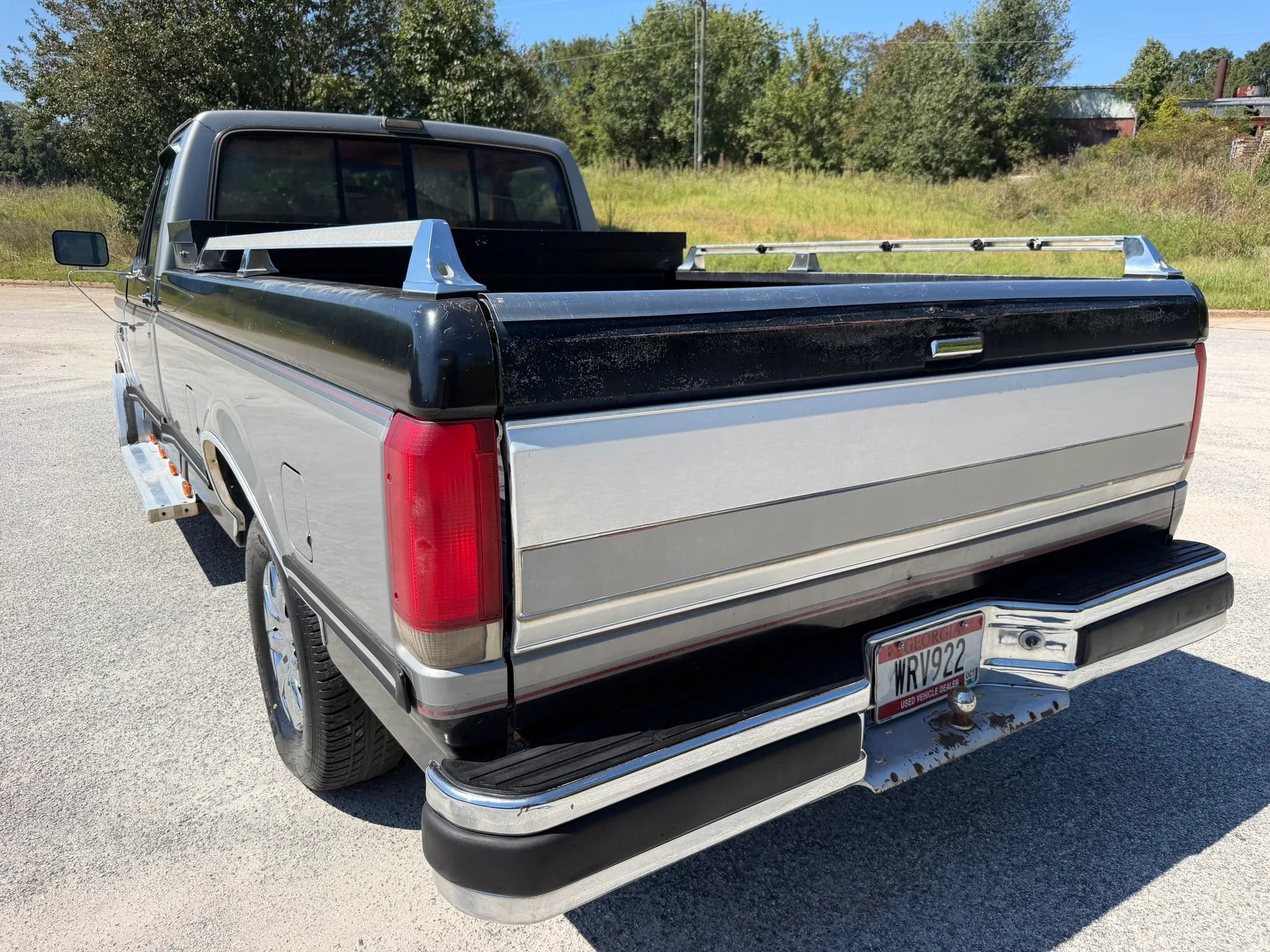 Used 1987 Ford F150 2WD Regular Cab image 3