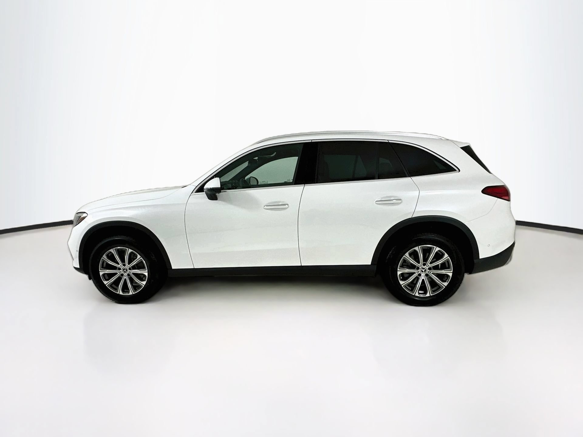 Certified 2026 Mercedes-Benz GLC 300 image 5