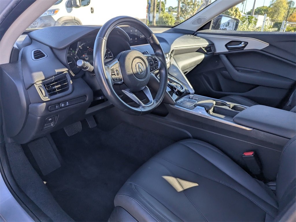 Used 2023 Acura TLX image 23