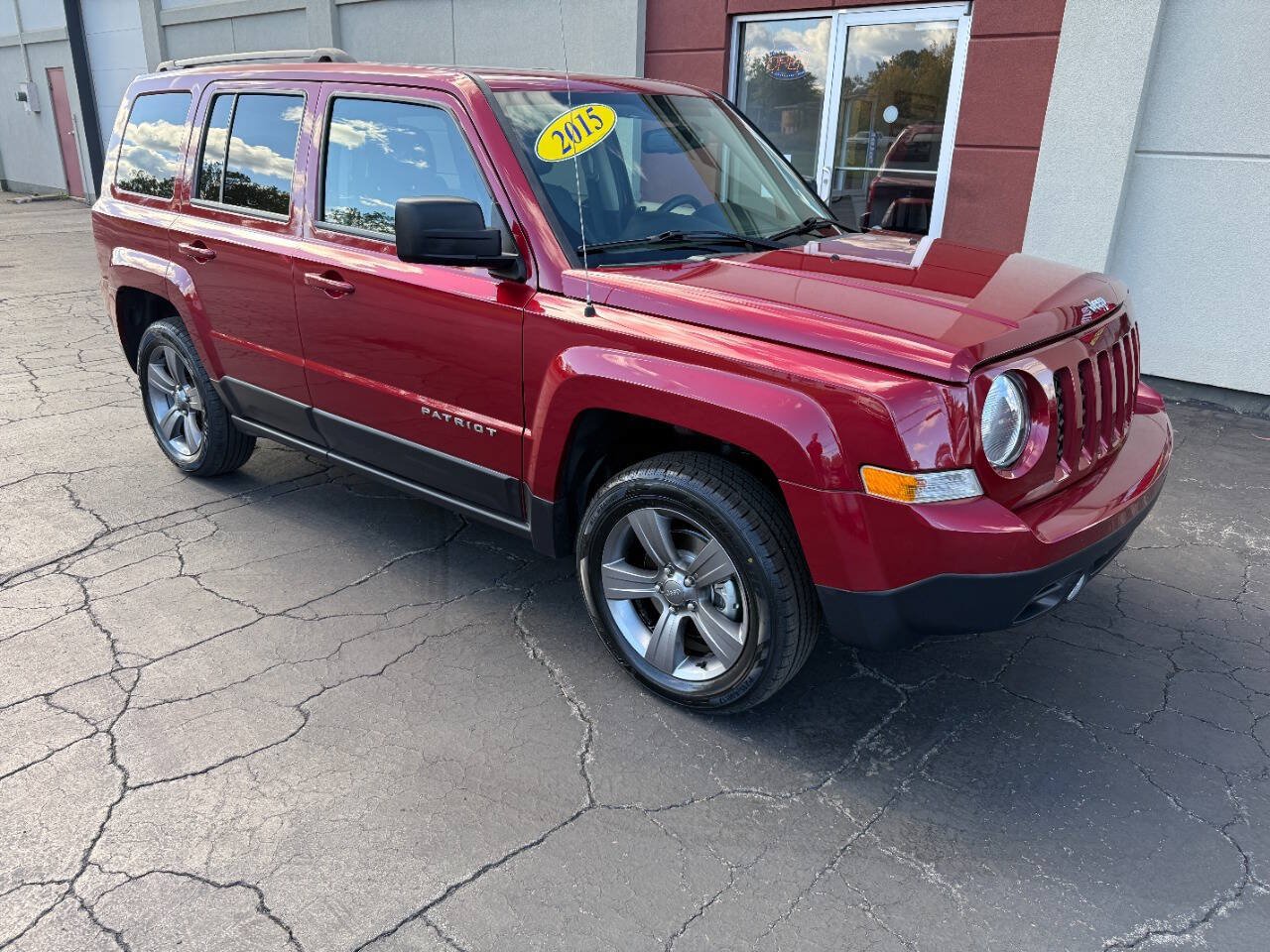Used 2015 Jeep Patriot High Altitude AWD/4WD image 1
