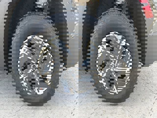 New 2026 Hyundai Tucson Blue SE image 37