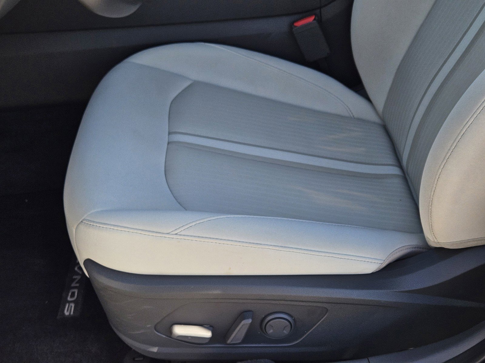 Certified 2025 Hyundai Sonata SEL FWD image 18