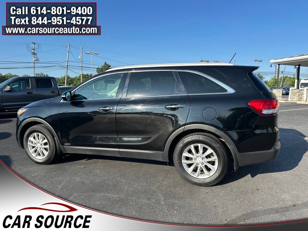 Used 2017 Kia Sorento AWD image 5